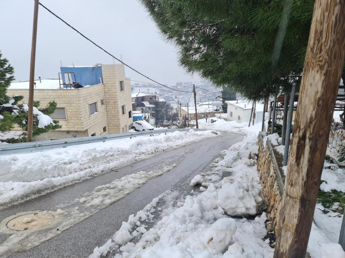 Vida Bhermon 2, One Small Wooden Cabin Majdal Shams Esterno foto